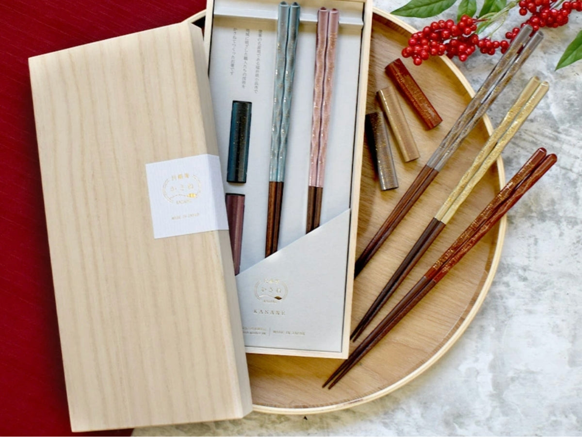 Hand-Painted Japanese Chopsticks & Rest Set (Gift Boxed)
